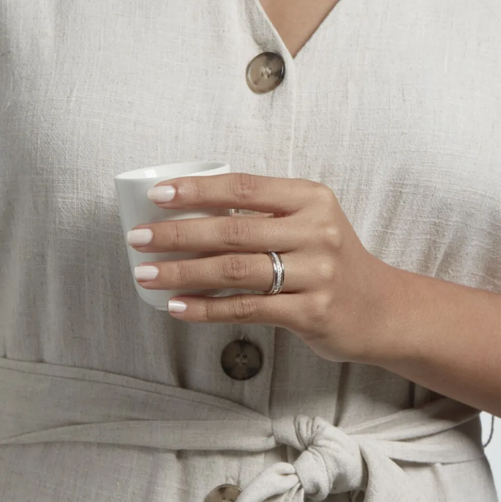 Alliance Serti Grains Ajoures Or Blanc Diamant