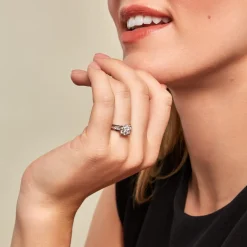 Bague Kate Ld Or Jaune Diamant Synthetique Blanc Diamant Synthetique