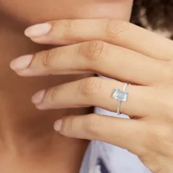 Bague Or Blanc Mone Topaze Et Oxydes De Zirconium