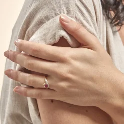 Bague Sagesse Or Jaune Rubis Et Diamant