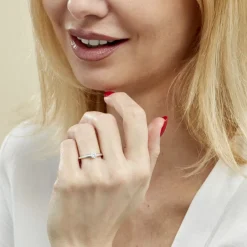 Bague Solitaire Flora Or Blanc Diamant