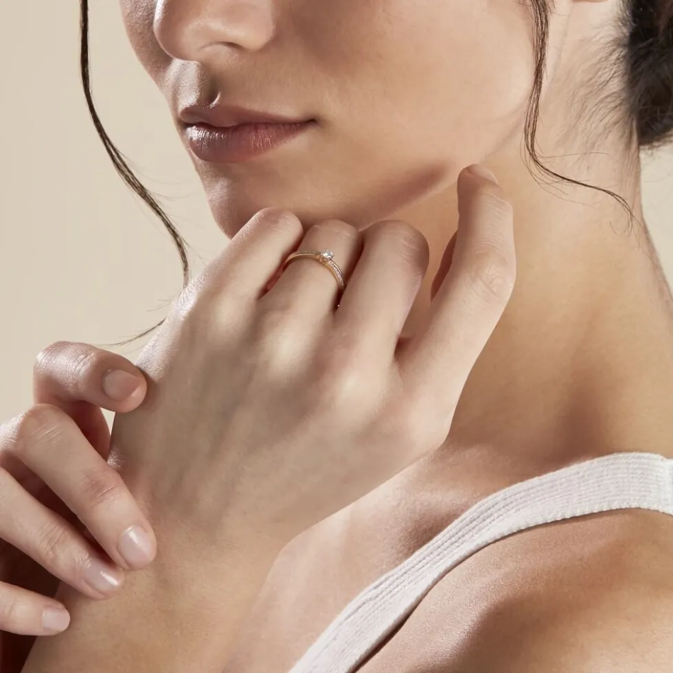 Bague Solitaire Finesse Or Jaune Diamant Diamants