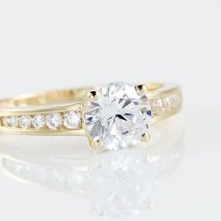Bague Solitaire Or Jaune Oxyde De Zirconium