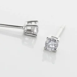 Boucles D'oreilles Puces Aphrodite Or Blanc Diamant