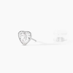 Boucles D'oreilles Puces Coeur Serti Clos Or Blanc Oxyde De Zirconium