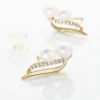 Boucles D'oreilles Puces Loeva Or Jaune Perle De Culture Et Oxyde