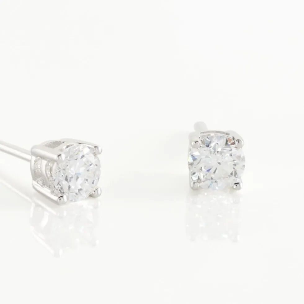 Boucles D'oreilles Puces Or Blanc Victoria Diamants