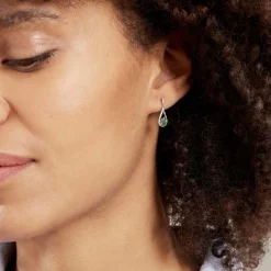 Boucles D'oreilles Pendantes Katiouchka Or Blanc Emeraude Diamants