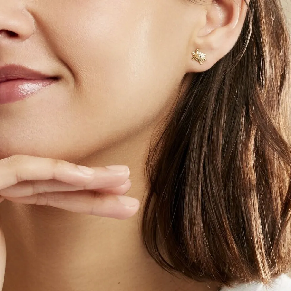 Boucles D'oreilles Puces Almahae Tortue Or Jaune