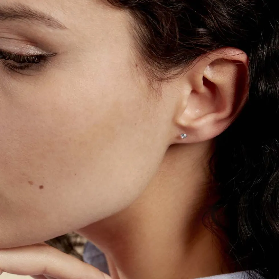 Boucles D'oreilles Puces Carin Or Blanc Oxyde De Zirconium