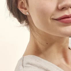 Boucles D'oreilles Puces Edmee Dauphin Or Jaune Strass