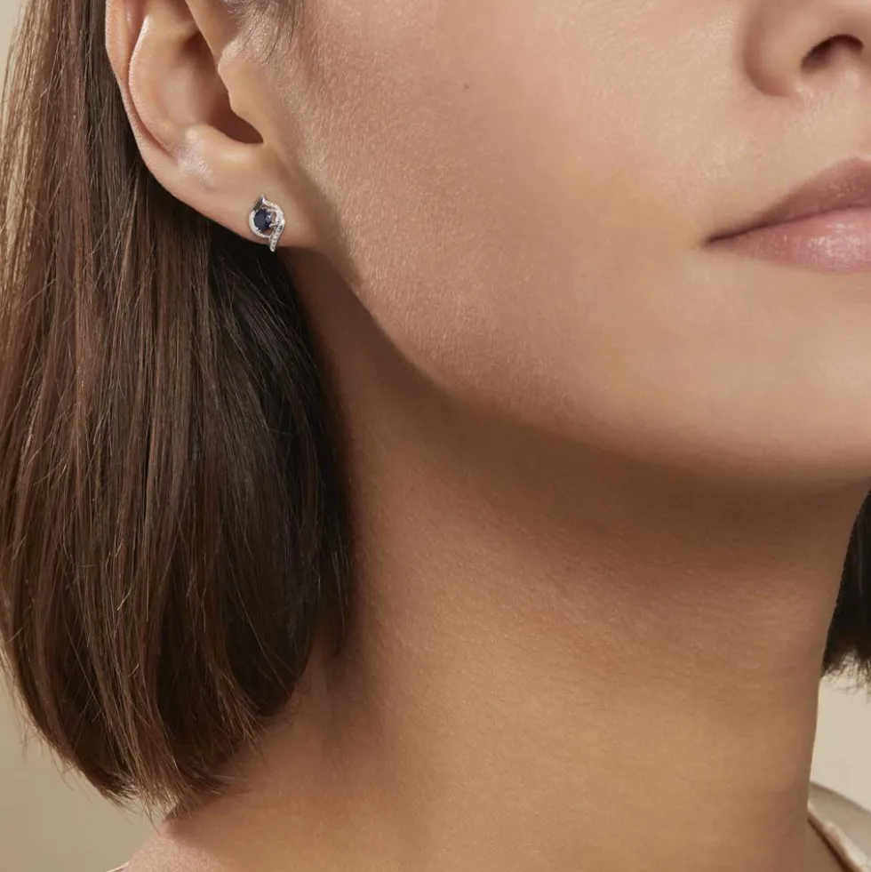 Boucles D'oreilles Puces Lydia Or Blanc Saphir