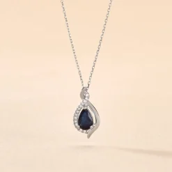 Collier Angelika Or Blanc Saphir Et Diamant